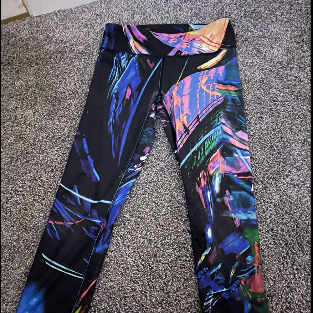 fabletics capri leggings